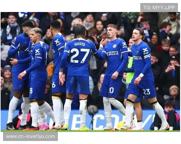 英超争冠白热化曼城紧追阿森纳维拉稳居第三切尔西强势回归 »